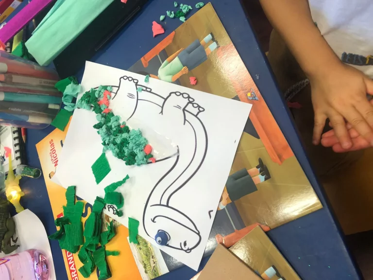 Programme des ateliers de vacances scolaires 2025-Marché Noël